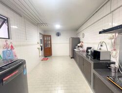 Blk 320 Jurong East Street 31 (Jurong East), HDB 5 Rooms #608965551